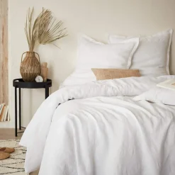 Clearance Habitat Linen